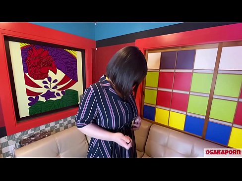 ❤️ Cutie Japanese pẹlu awọn omu nla ṣe baraenisere pẹlu awọn nkan isere ibalopọ ati pe o ni orgasm kan. O sọrọ ninu ifọrọwanilẹnuwo kan nipa iriri onibaje rẹ. Awọn ori omu nla ati obo ti o ni irun ti n kerora. Osaka onihoho ❤️❌  si wa